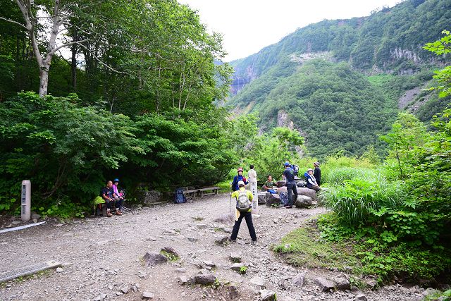 中飯場の広場