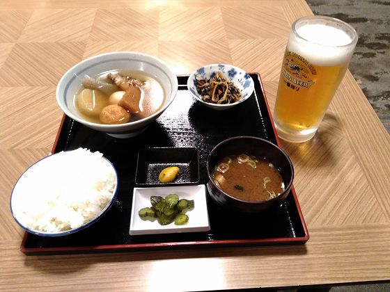 おでん定食と生ビール