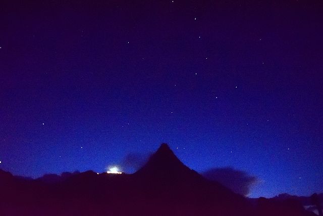 ヒュッテ大槍から見た「槍ヶ岳と北斗七星」