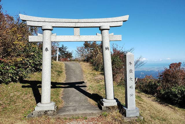 牛岳 牛嶽神社