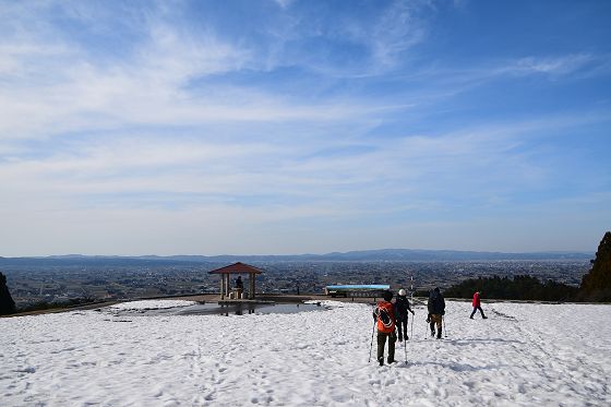 積雪期の散居村展望広場